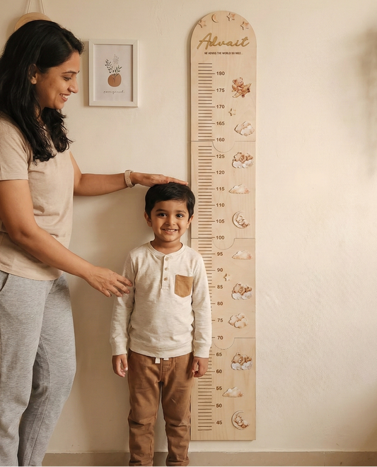 Growth chart minimalist Teddy theme