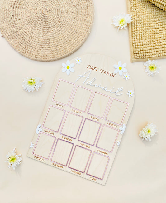 12 MONTH BABY PHOTO BOARD | DAISY THEME
