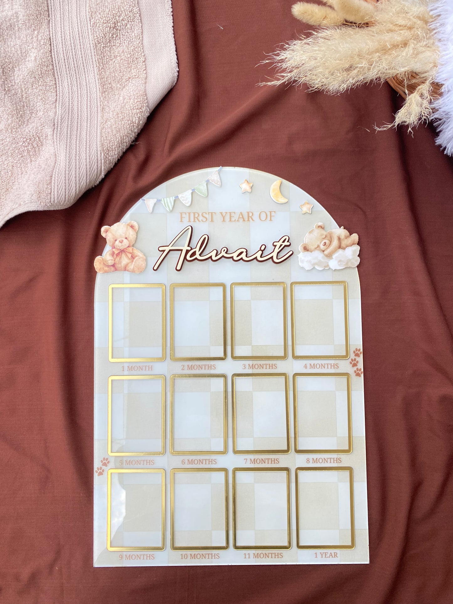 12 MONTH BABY ACRYLIC PHOTO BOARD | TEDDY THEME